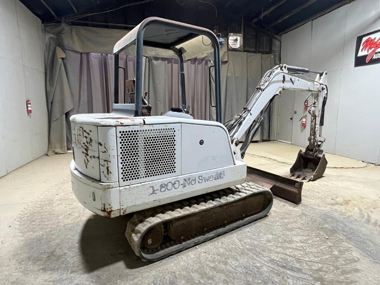 2000-bobcat-331-image-5
