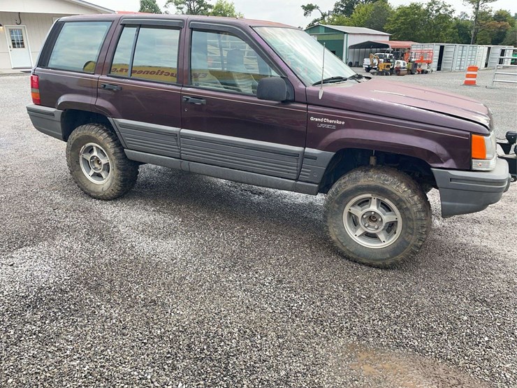 1994-jeep-cherokee-image-6