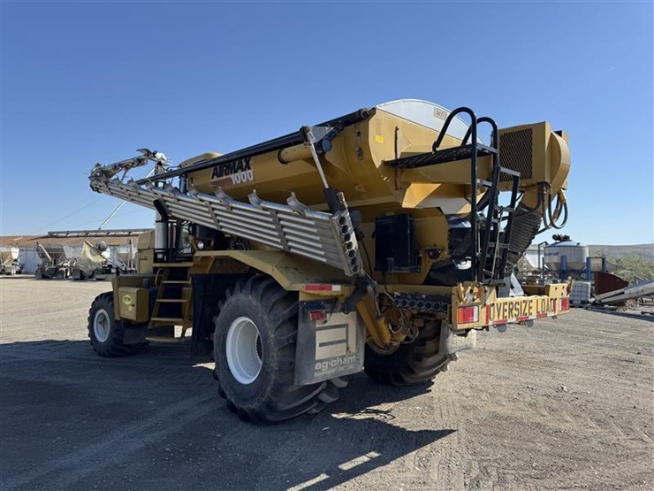 2005-john-deere-70-image-5