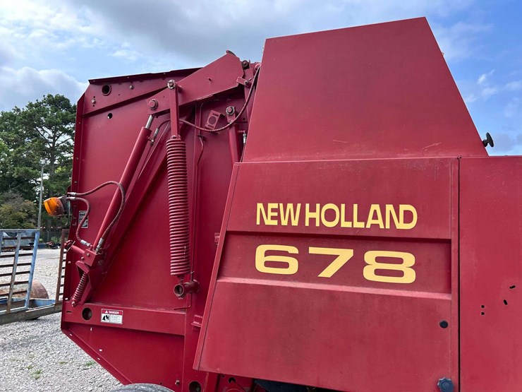 new-holland-678-image-4
