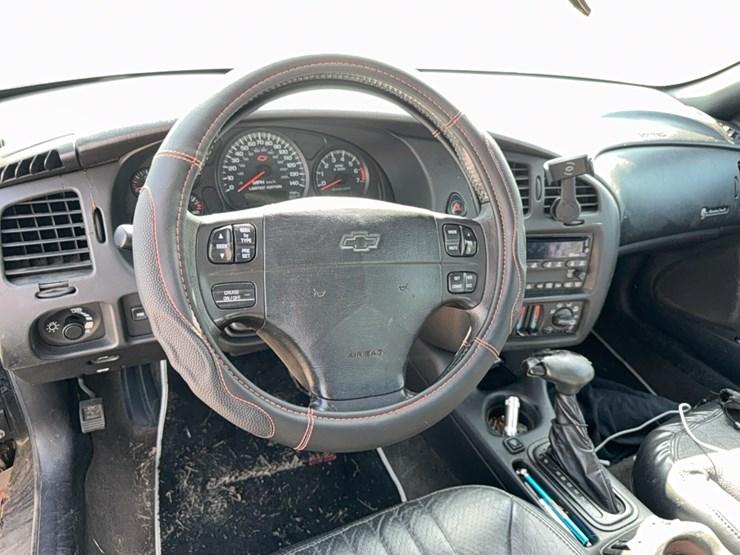 2002-chevy-monte-carlo-ss-car,-unsure-on-miles-dash-wont-light-up,-needs-battery,-motor-smokes-when-it-starts,-impound-vehicle,-**title**-image-8