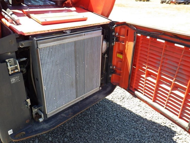 kubota-svl97-2-image-16