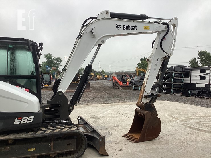 2018-bobcat-e85-image-6