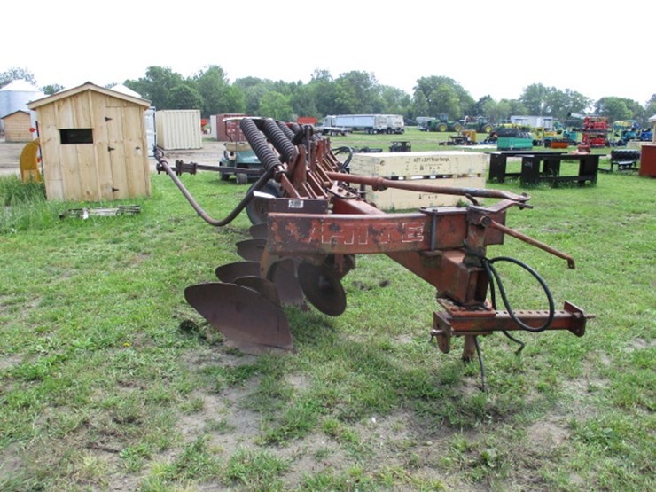 #5216-•-white-549-5-bottom-plow-image-3