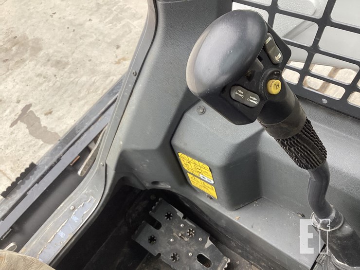 2023-bobcat-s76-image-15