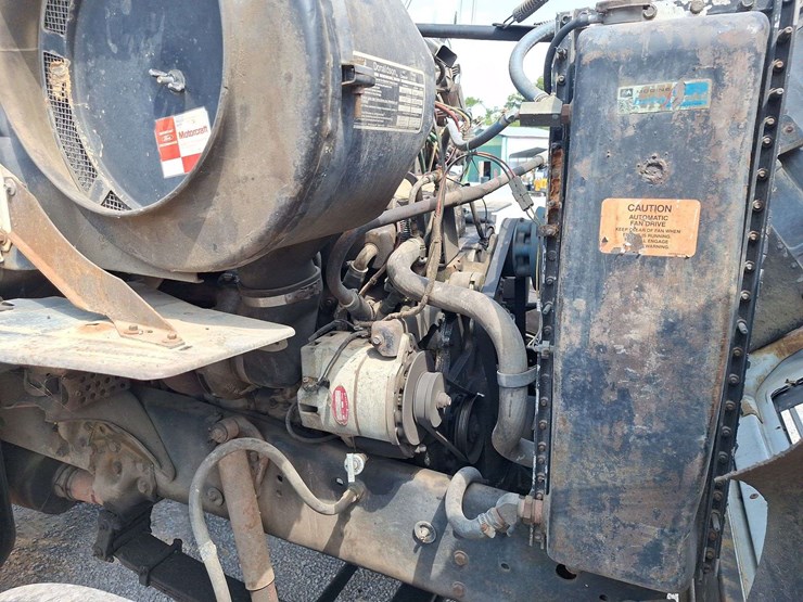 ford-l9000-image-36