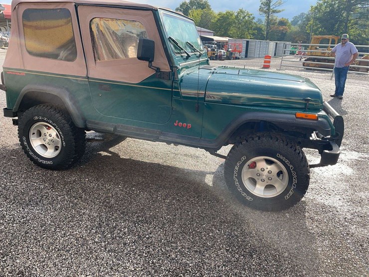 1994-jeep-wrangler-image-6