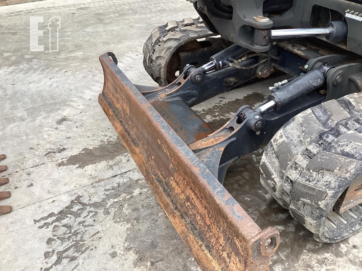 2018-bobcat-e85-image-10