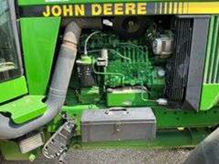 1992-john-deere-4960-image-16