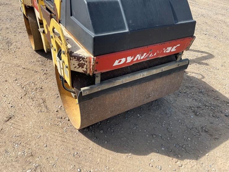 2019-dynapac-cc122-image-5