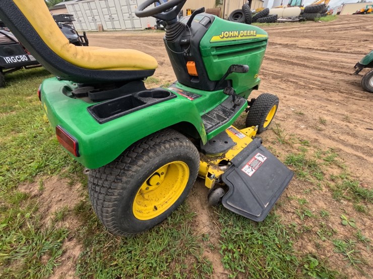#4633-•-jd-gx-325-riding-lawn-mower-image-6