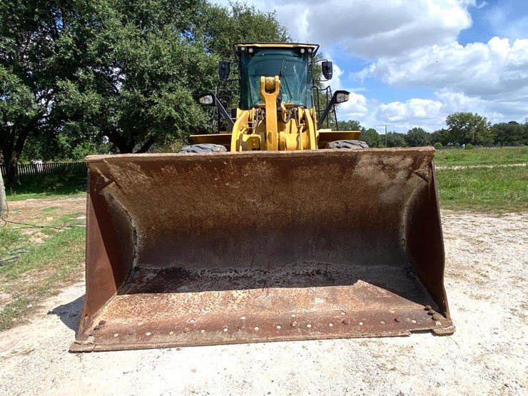 2015-caterpillar-966m-image-17