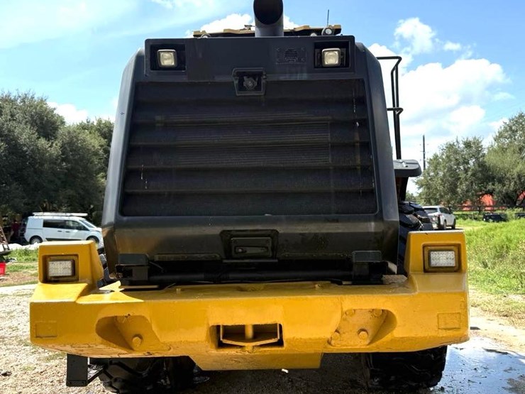2015-caterpillar-966m-image-16