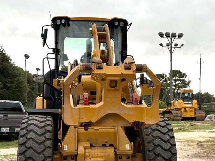 2021-caterpillar-926m-image-6