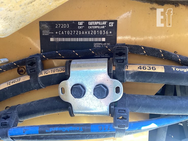 2021-caterpillar-272d3-image-17