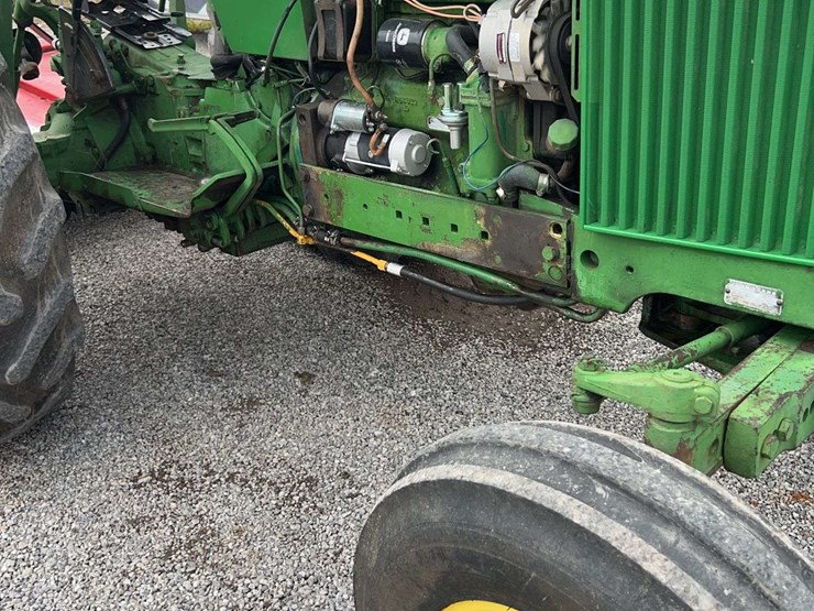 john-deere-2630-image-24
