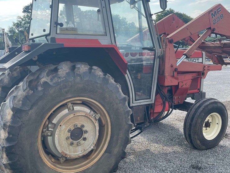 massey-ferguson-390t-image-18