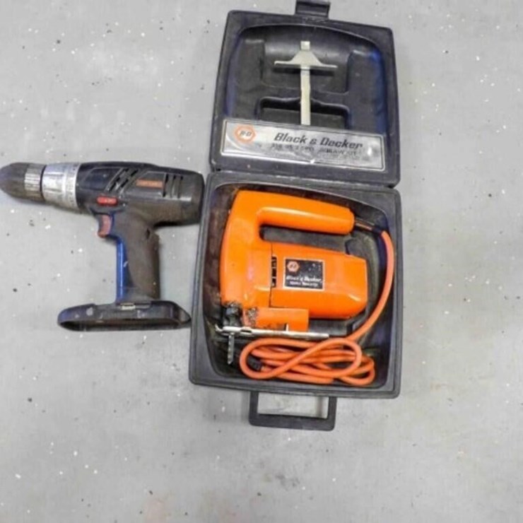 Black & Decker Jigsaw w/ Case