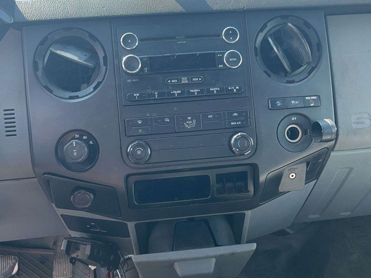 2013-ford-f350-image-22