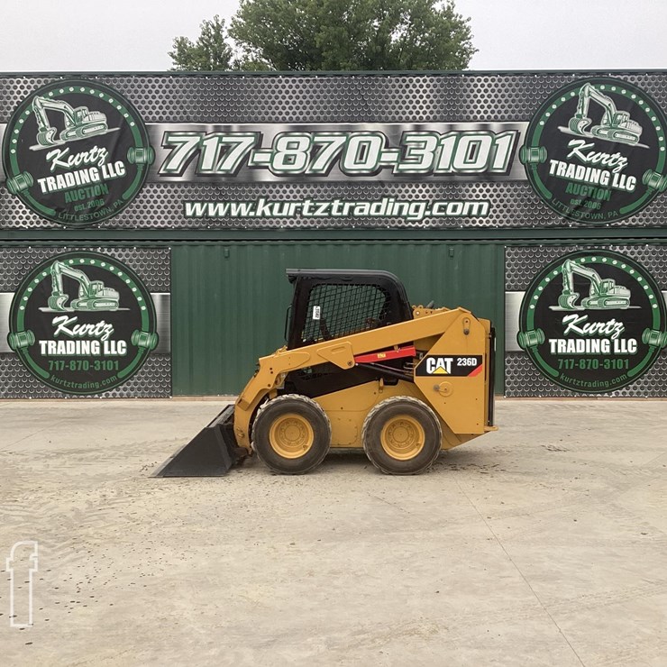 2019 CATERPILLAR 236D