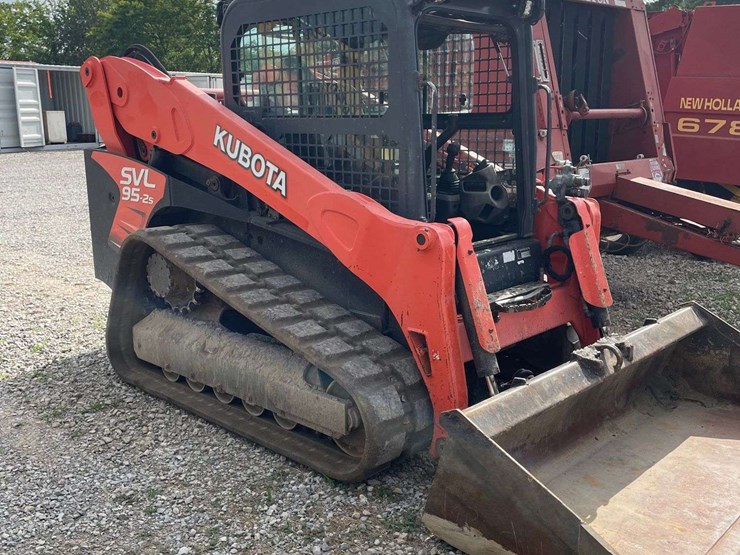 kubota-svl95-2s-image-1