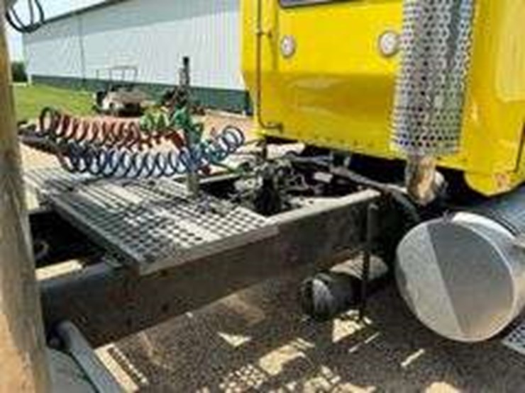 2006-kenworth-t800-image-8