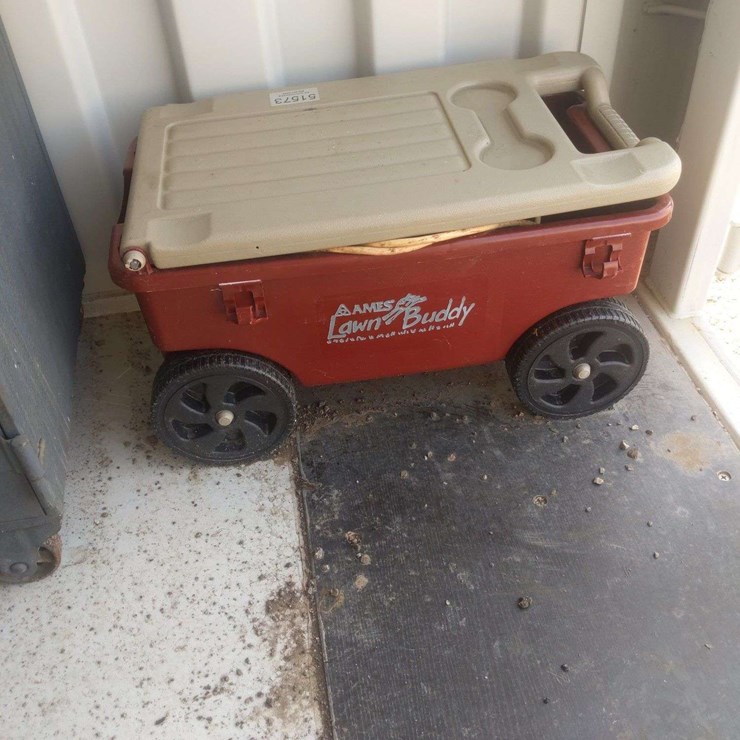 AMES LAWN BUDDY ROLLING CART W/ EXTENSION CORDS