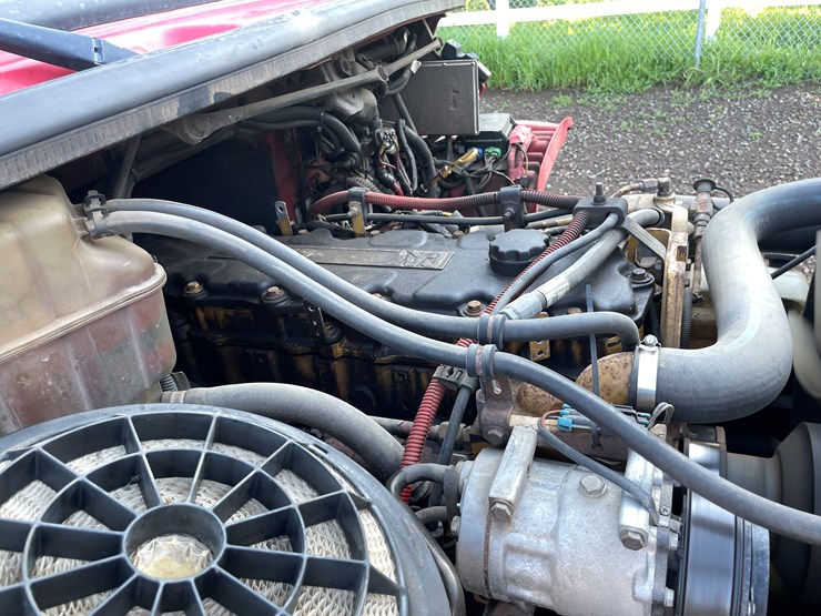 2004-caterpillar-c7-image-17