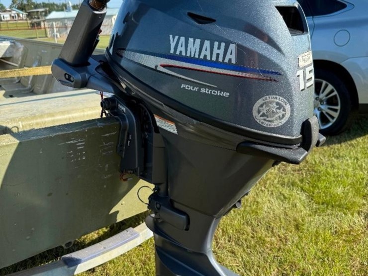 2008-yamaha-15hp-4-stroke-outboard-motor-image-4