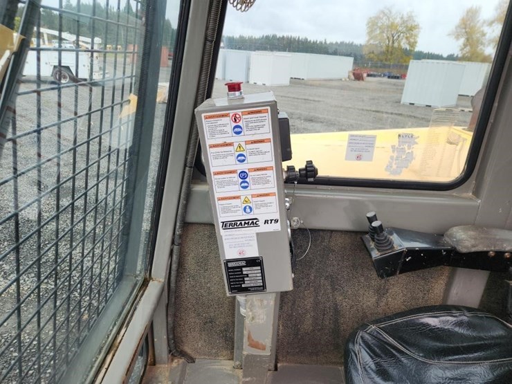 2016-terramac-rt9-image-36