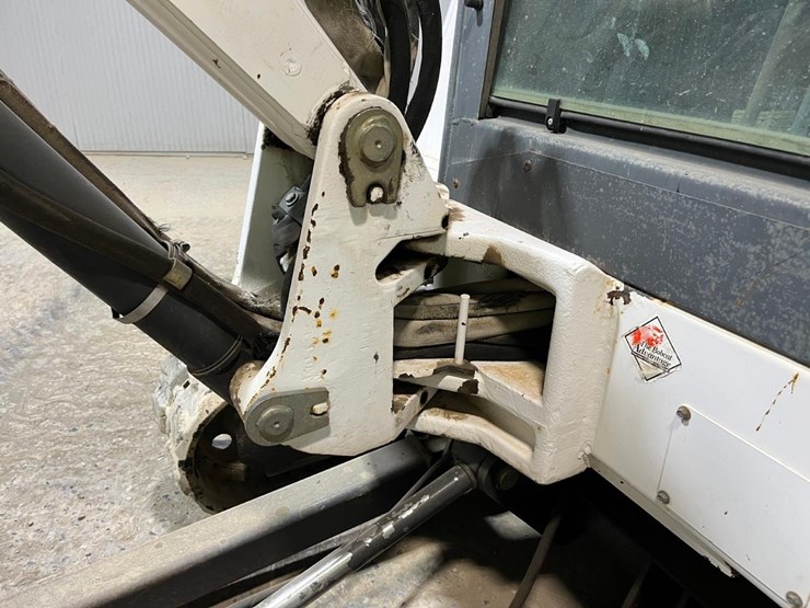 2000-bobcat-331e-image-12