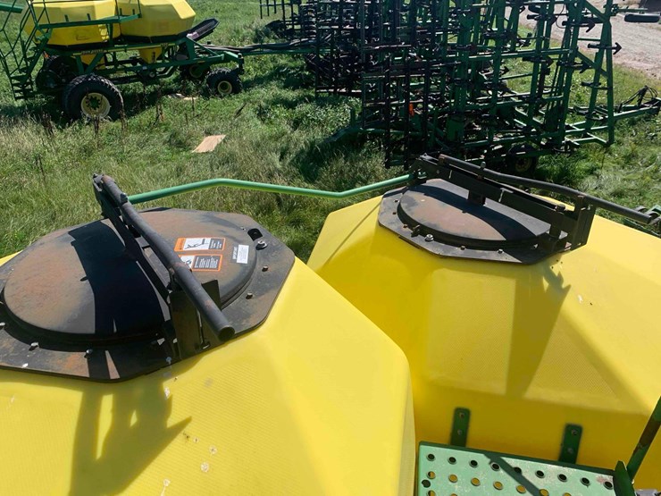 john-deere-1820-image-17
