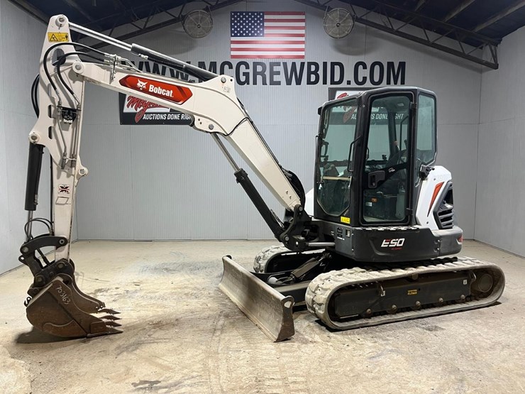 2022-bobcat-e50-image-1