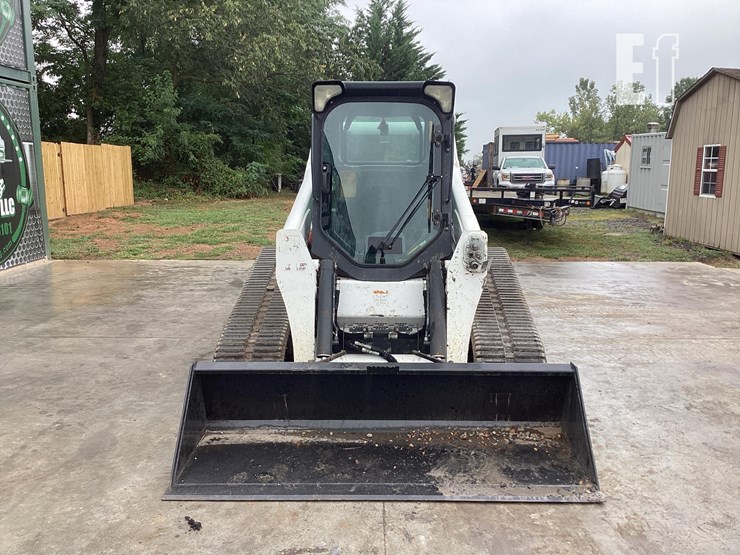 2020-bobcat-t870-image-7
