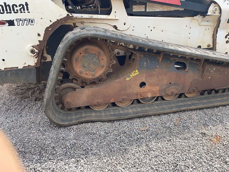 bobcat-t770-image-9