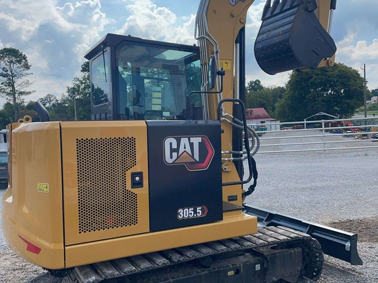 2025-caterpillar-305.5-image-5