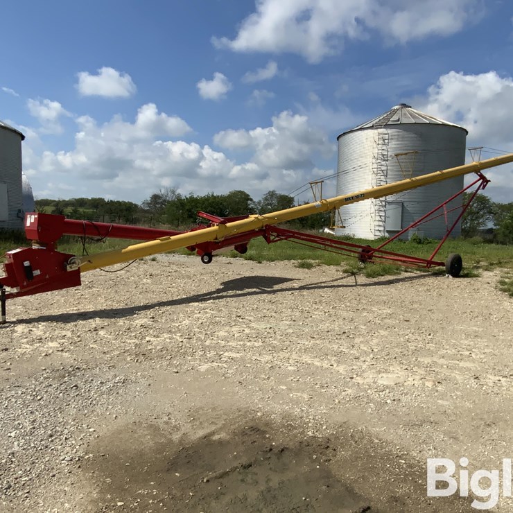 2021 Westfield MKX 10-73 Swing Hopper Auger