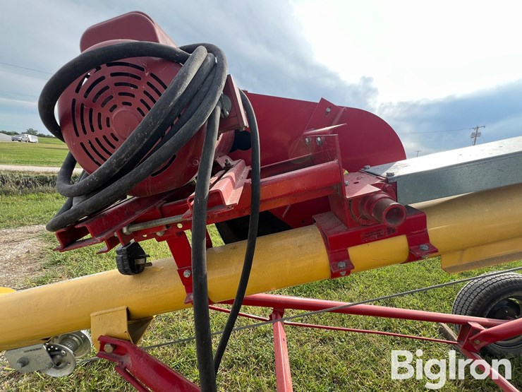 2014-westfield-wr-60-31-auger-image-19