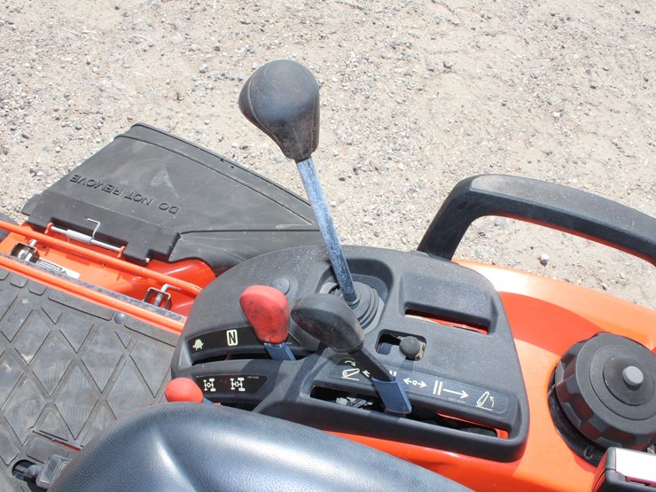 kubota-bx2380-image-6