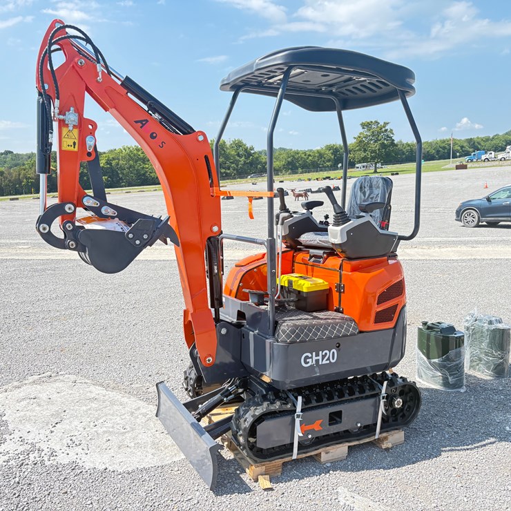 #28480 • NEW/UNUSED ABOSS GH20 MINI EXCAVATOR
