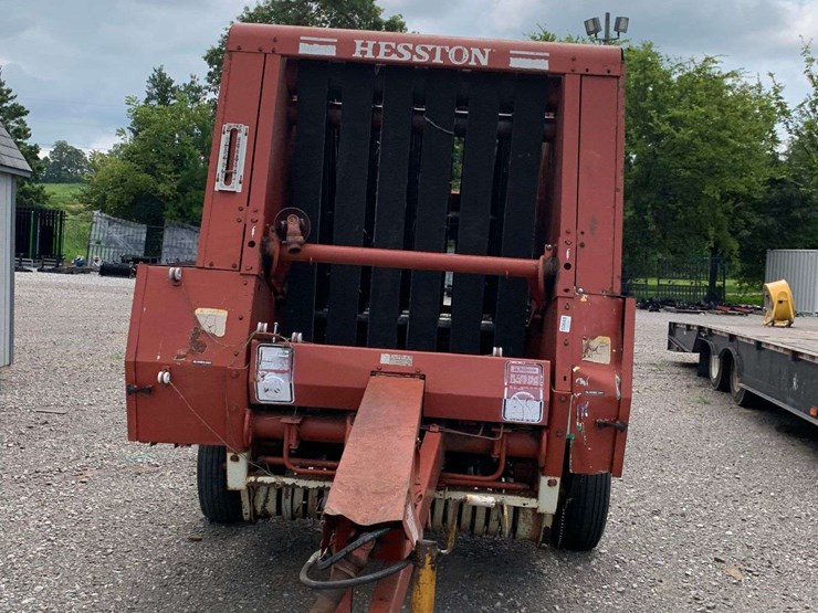 hesston-5540-image-8
