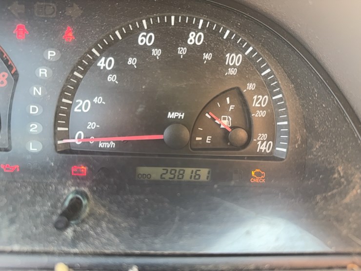 2003-toyota-camry,-unsure-if-runs,-did-not-crank-over,-298,161-miles,-impound-vehicle,-**title**-image-2