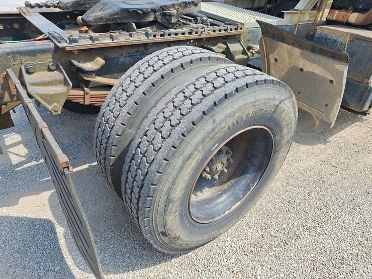 ford-l9000-image-9
