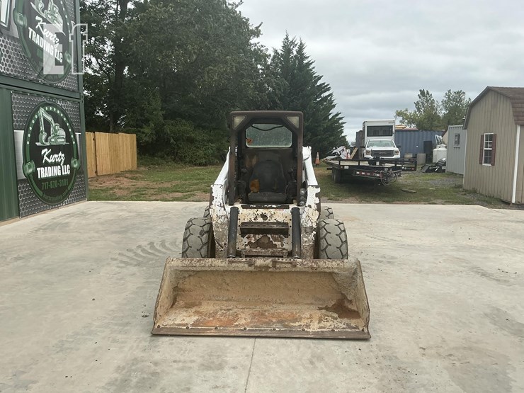 2006-bobcat-s220-image-7
