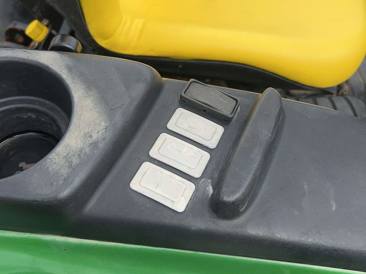 john-deere-3120-image-19
