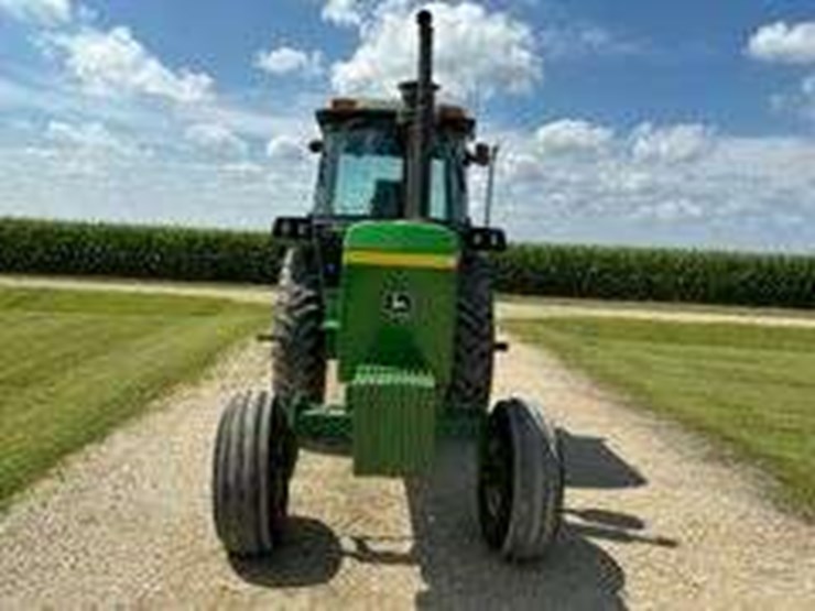 1981-john-deere-4440-image-9