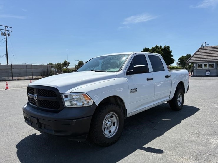2016-dodge-ram-1500-image-2