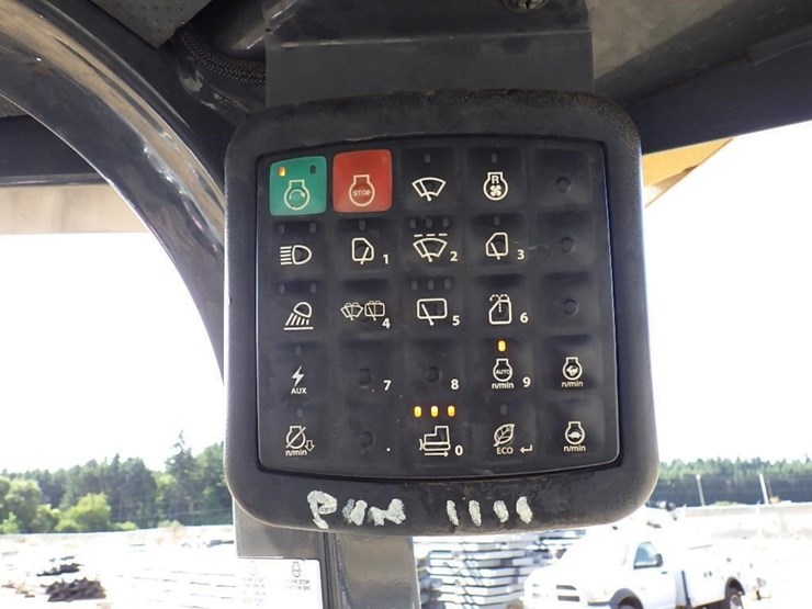 2019-deere-450k-lgp-image-33