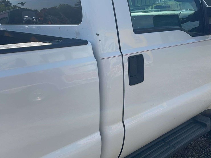 2013-ford-f350-image-12