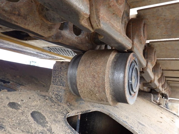 2016-deere-300g-lc-image-46